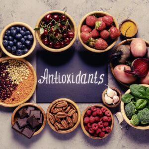 antioxidant-rich food that support glutathione synthesis like berries, beets and dark chocolates