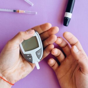 glucose device measuring glucose levels from blood and insulin resistance