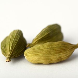 Cardamome tea Cardamome pods for bloating and digestion issues