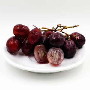 grape seed polyphenol resveretrol rich food skin health
